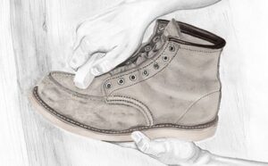 làm sạch giày bảo hộ da nubuck