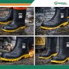 Ứng dụng thực tế của giày bảo hộ UC-801 trong môi trường ngập nước và công trường xây dựng.